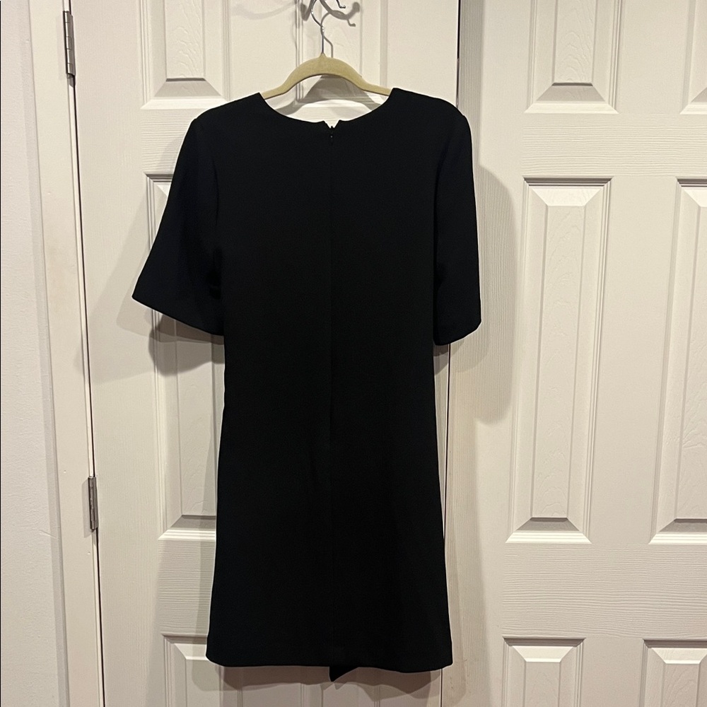 Vince Camuto Elegant Black Dress with Tie - Picture 9 of 10